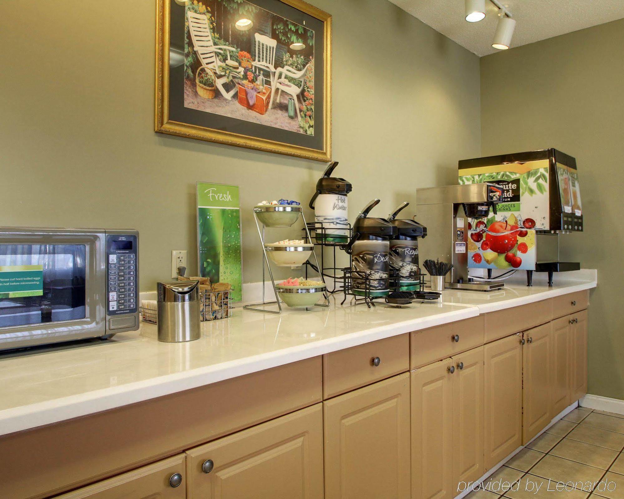 Quality Inn & Suites Pearl-Jackson Eksteriør bilde