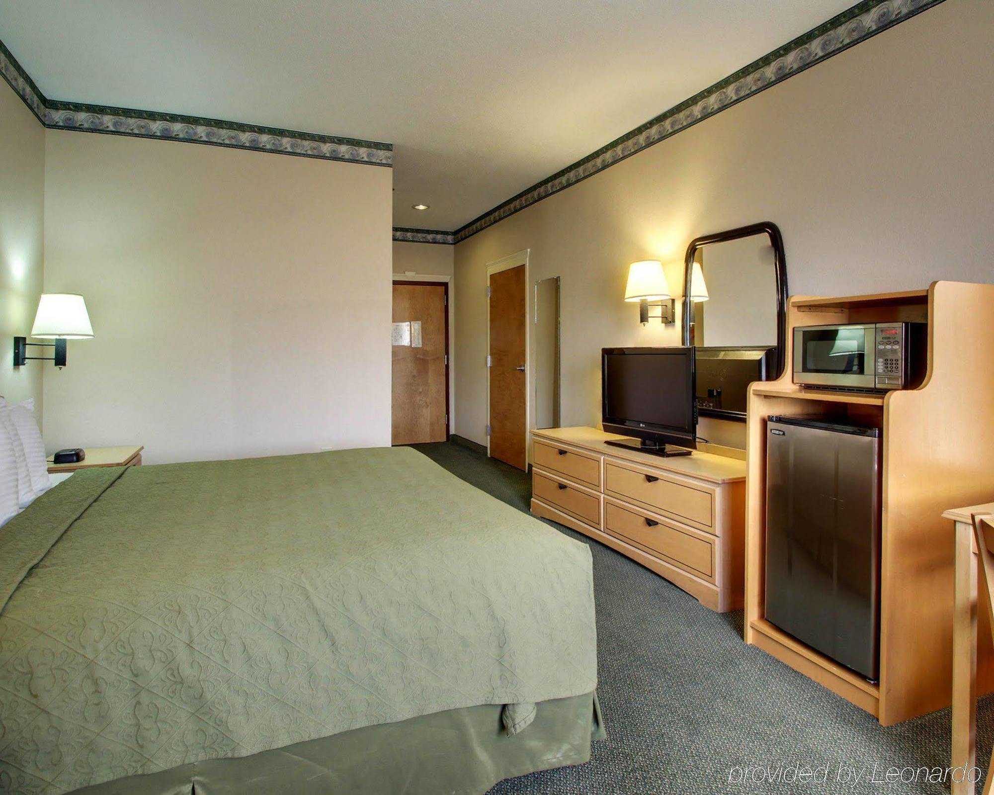 Quality Inn & Suites Pearl-Jackson Eksteriør bilde