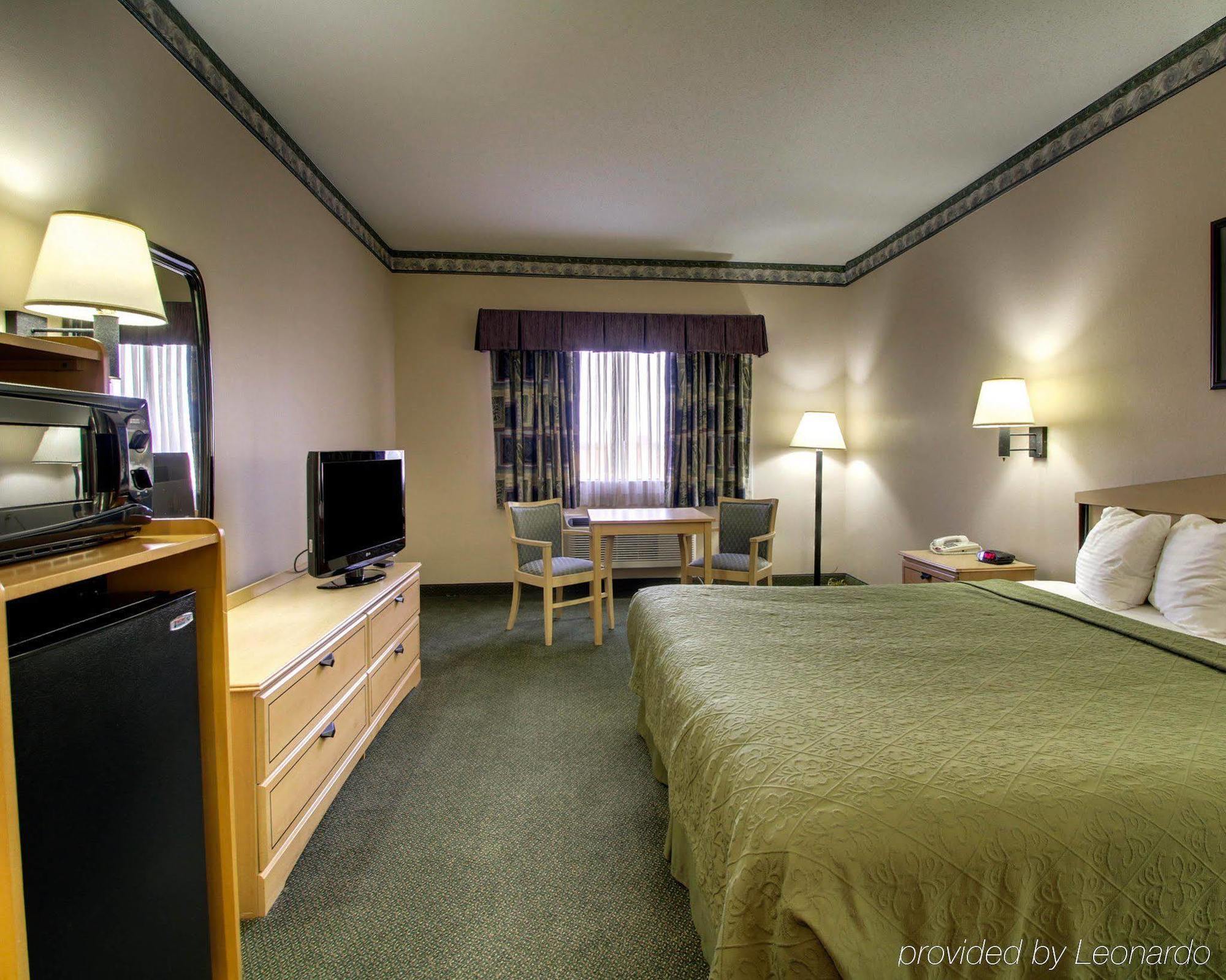 Quality Inn & Suites Pearl-Jackson Eksteriør bilde