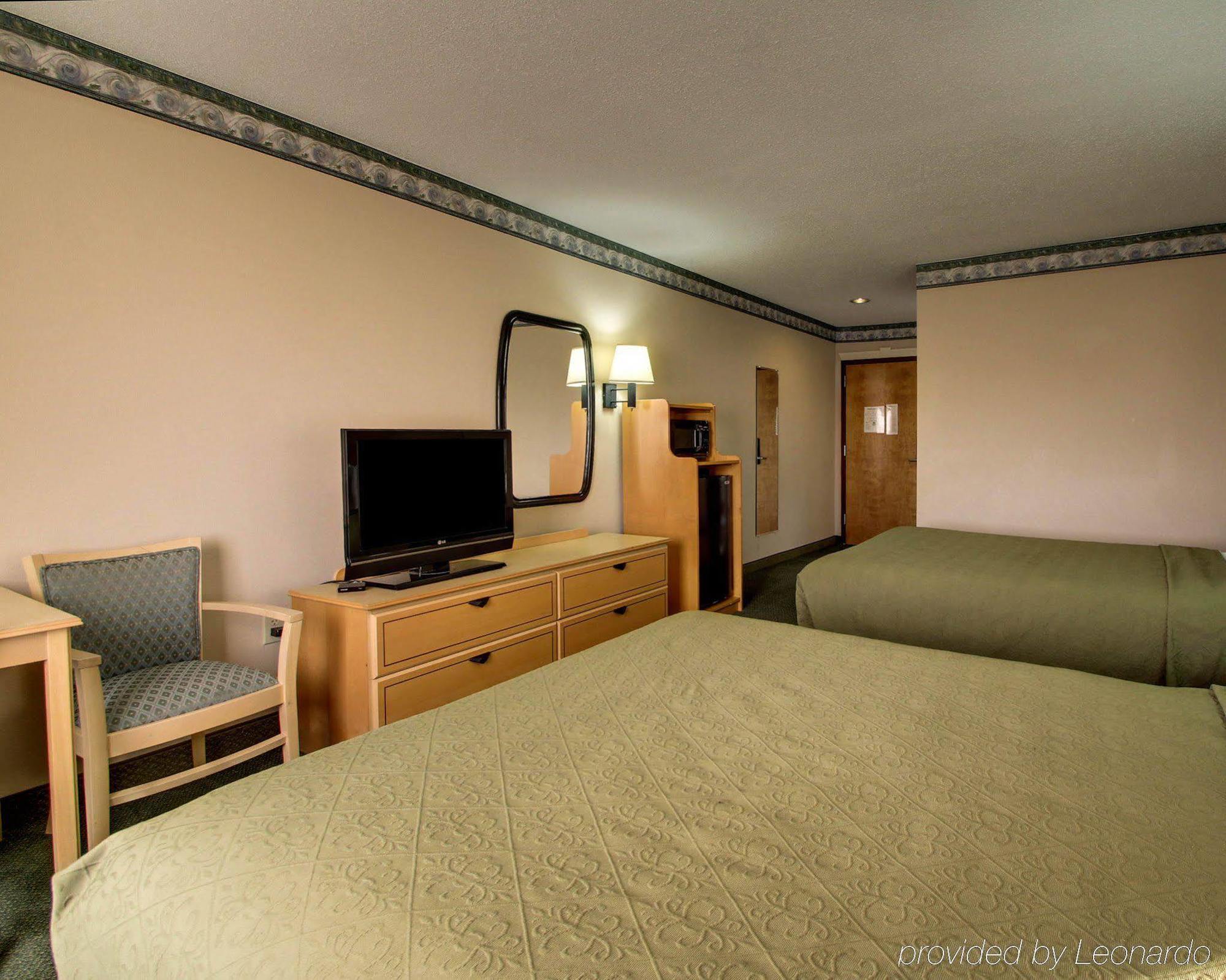 Quality Inn & Suites Pearl-Jackson Eksteriør bilde